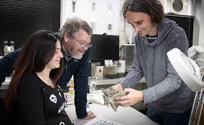 This legend has no scientific merit, despite there having been giant penguins which became extinct millions of years ago. Giant Penguin Fossil Found In New Zealand