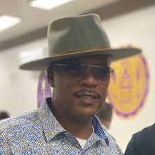 Bernard Buggs's Instagram, Twitter & Facebook