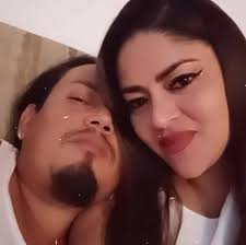 Hola mi gente de memphis estoy bendiendo esta estufa de 2 quemadores con  todo el tanque de gas se mi nueva funciona 100% precio $200 vivo en el área  38127