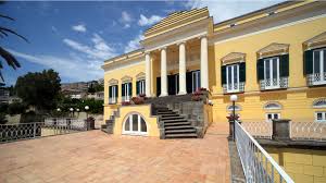 Pozrite si recenzie zariadenia palazzo doria d'angri, umiestnenie a fotografie od cestovateľov v neapole, taliansko na tripadvisore. Villa Doria D Angri Per La Citta Universita Degli Studi Di Napoli Parthenope