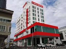 Boa disponibilidade e excelentes tarifas. Hotels Near Porto Historia Night Market In Melaka Triphobo