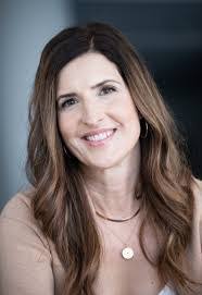 Kira Allen's Instagram, Twitter & Facebook