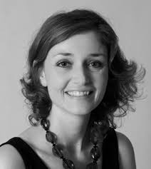 Review and author interview: 'The Thing About Oliver'.