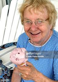 139 Paula Berry Photos & High Res Pictures