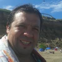 30+ perfiles de «Pablo Adrián»