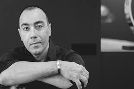 Sculptor Lorenzo Quinn wants to chisel away at nationalism with monumental  work