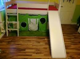 Wurde nie verwendet 4 seitenteile für ein hochbett oder stockbett gelb und rot mit einem loch zum durchschauen befestigung mittels bändern der gelbe teil hat leider vom liegen bzw vom durchwaschen blauer verfärbungen vom rand (obwohl er einzeln gewaschen wurde). Paidi Vorhang Befestigung Ebay Kleinanzeigen