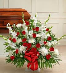 Heartfelt Tribute Red White Floor Basket Arrangement In 2020 White Flower Arrangements Funeral Flower Arrangements Funeral Flowers