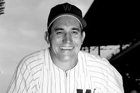 Exaltados los primeros 10 jugadores al refundado Salón de la Fama del  Béisbol Cubano (+ Fotos)