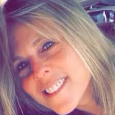 Lori Keane's Instagram, Twitter & Facebook