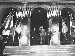 Place du 18 juin 1940, laval, 53000, france. Il Y A 75 Ans Le General De Gaulle A Laval Archives Departementales 53