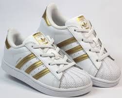 Original adidas superstar sneaker in vielen größen viele farben erhältlich viele bezahloptionen sicher einkaufen. Adidas Superstar C I Weiss Gold Sneaker Schuhe Gr 19 20 22 23 5 25 26 27 Neu Ebay