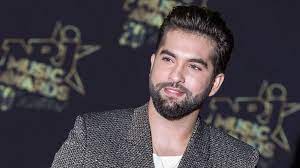 Kendji Girac de retour! Il partage des anecdotes sur ses précédents hits