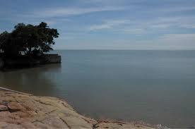 Pantai minyak beku atrodas pie jalan minyak beku, 83000 batu pahat, johor, malaizija, netālu no šīs vietas ir: L Bucketlist On Twitter Pantai Minyak Beku Batu Pahat Bljohor Http T Co 3pzkpdcyjk