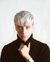 Posted 4 years, 8 months ago. Androgynous Haircuts 25 Edgy Looks That You Should Try