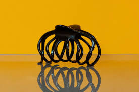 Check out our thick hair claw selection for the very best in unique or custom, handmade pieces from our barrettes & clips shops. 8 Best Claw Clips The Latest 2020 Hair Accessory