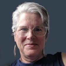 Crystal Beck's Instagram, Twitter & Facebook