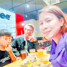 Ano ang inuuna n'yo sa paggigisa, bawang o sibuyas? Abangan ang  #LutongBahay kasama sina Mikee Quintos at Chef Ylyt, pati na rin ang ating  guests na si Nadine Samonte at ang mister