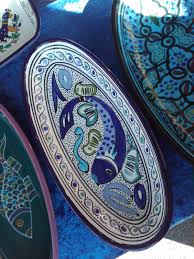 Tunisian Pottery Aqua Fish Oval Serving Platter 25 From Http Store Medartisan Com Servlet Strse 202 Medium Oval Platt Pottery House By The Sea African Art
