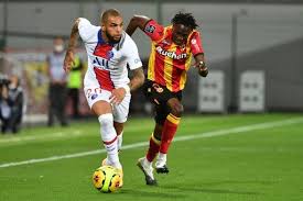 Psg were without seven players in their ligue 1 opener vs. Virus Depleted Psg Flop At New Boys Lens On Ligue 1 Opener