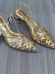 Chic heels Size: 37-42 Price:36,000