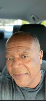 Can I get a hi at least? I like your profile 🥰