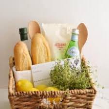 Whether you're buying for a friend, family member, or even a new neighbour, we'll help you find the right gift to help them settle in. Cool Homemade Housewarming Gift Ideas