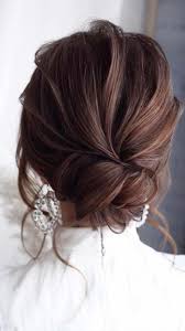 Simple Holiday Updos For Curly Or Straight Hair Formal Hairstyles For Long Hair Hair Styles Prom Hairstyles For Long Hair