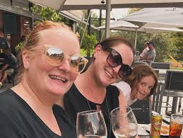 Tabitha Hoy Forrest (@tabithahoy) • Instagram photos and videos