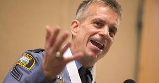 St. Paul police sergeant wins 2015 Officer of the Year honor