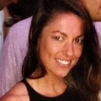 Stephanie Bragg's Instagram, Twitter & Facebook