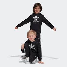 Découvre notre collection de survêtements pour hommes et choisis parmi une large sélection de couleurs et d'imprimés ! Enfants Survetements Adidas Canada
