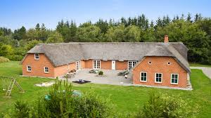 We retained huseby for consulting and technical support for trial. Husby Poolhaus Bei Husby Riesiges Poolhaus Mit Aktivitatsraumen