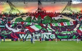 Legia ultra fans are loyal fans but they didn't have it all their own way. Ultras Legionisci Com Legia Warszawa