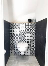 20 Idees Pour Le Revetement Mural De Ses Toilettes Decoration Toilettes Idee Deco Toilettes Deco Toilettes