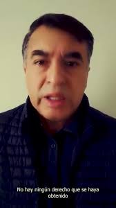 Juan Ramón Quintaba desde la...