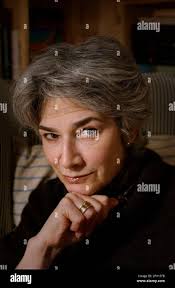 ANNA RAYBURN IN HER BATTERSEA HOME. 7/2/05 PILSTON Stock Photo