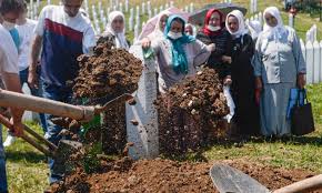 The city was declared a safe haven for people in the area when ethnic cleansing was going on around. 25th Anniversary Of Srebrenica Massacre Eurotopics Net