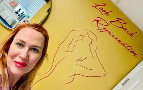 Look Back Rejuvenation is back in office! I am ready to rejuvenate all my  lovely new and existing clients!!! 📣 Botox $11 per unit 📣 Micro-needling  with PRF/PRP 📣 PDO solid and