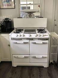 Have a good time looking at some our beautiful vintage antique gas stoves. Where To Sell 1940s 50s Vintage O Keefe And Merritt Stove