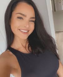 Letitia Burrows's Instagram, Twitter & Facebook