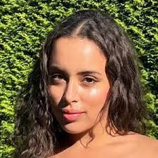 Savannah Spencer's Instagram, Twitter & Facebook