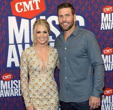 New Couple Alert: Carrie Underwood and Travis Stork! - The Hollywood Gossip