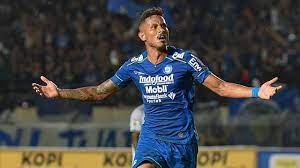 Dalam laga melawan lao fc di stadion si jalak harupat, rabu (18/3/2015), sejumlah pemain persib. Pemain Asing Segera Merapat Kekuatan Persib Bertambah Jelang Piala Menpora Bola Liputan6 Com