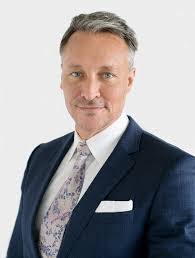 William Mooney's Instagram, Twitter & Facebook