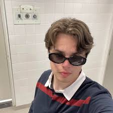 Aaron MCmahon in people