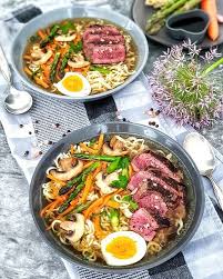 Mie Ramen Suppe Mit Rinderhuftsteak Lydiasfoodblog Rezept Ramen Rezept Essensrezepte Einfache Gerichte