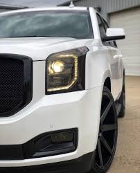 White Yukon Denali Black Accents Pandapandapandapanda Pic 2 Yukon Denali Suv Trucks Denali Truck
