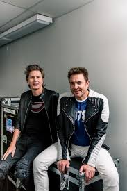 From elizabethans to hollywood vamps, duran duran to spandau ballet … how a teenage style cult became a 1980s pop phenomenon that speaks to today. Duran Duran On Fashion Performing And Longevity Wwd