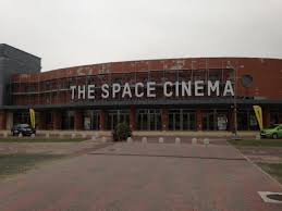 Orari, film, cast, critica, trailer, locandina e durata. Altedil Srl Space Cinema Silea Treviso Struttura Facebook